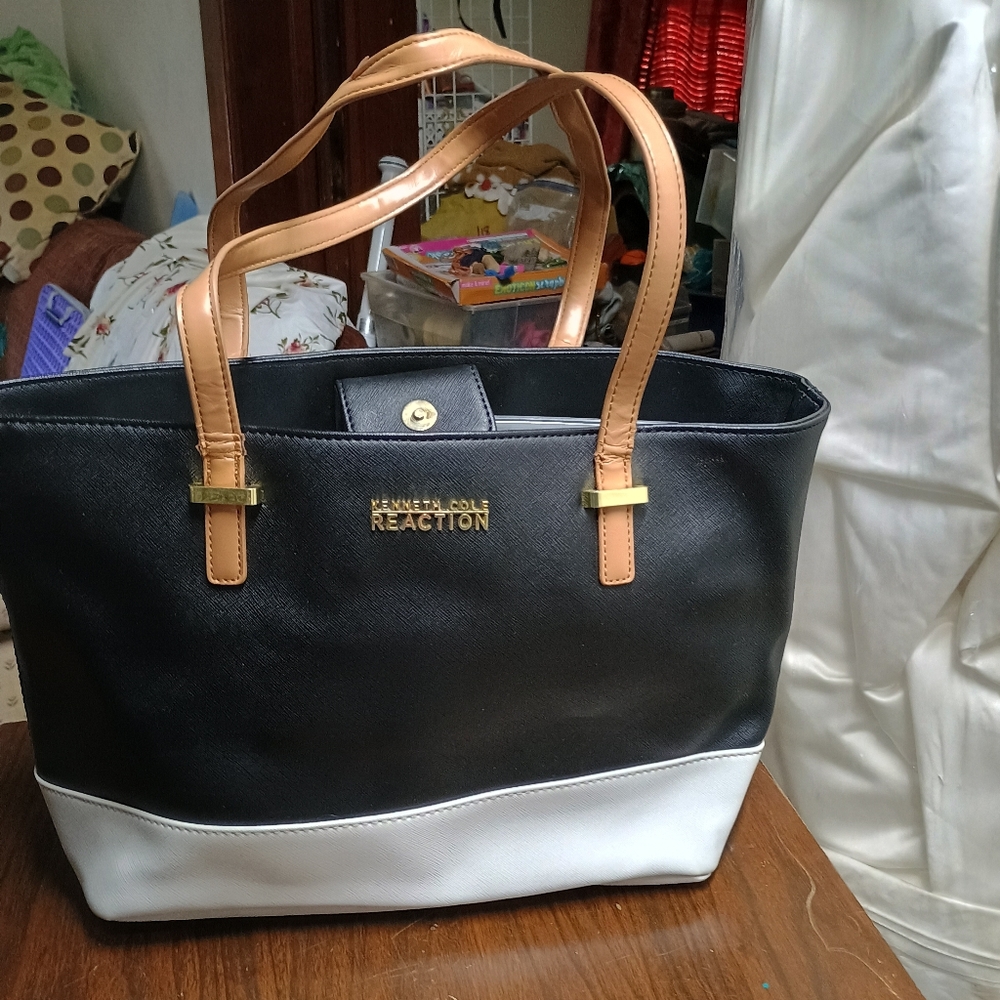 Kenneth Cole Reaction Black and White Tote Bag